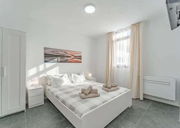 Piteras101 Americas Apartment